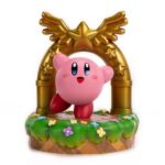 KIRBY™ – KIRBY AND THE GOAL DOOR PVC STATUE